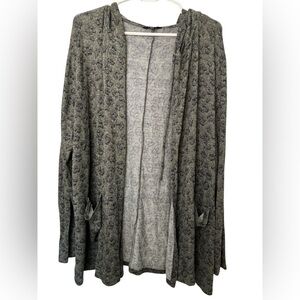 Lucky Brand Open Front Hooded Cardigan Grey Green Leopard print sweater